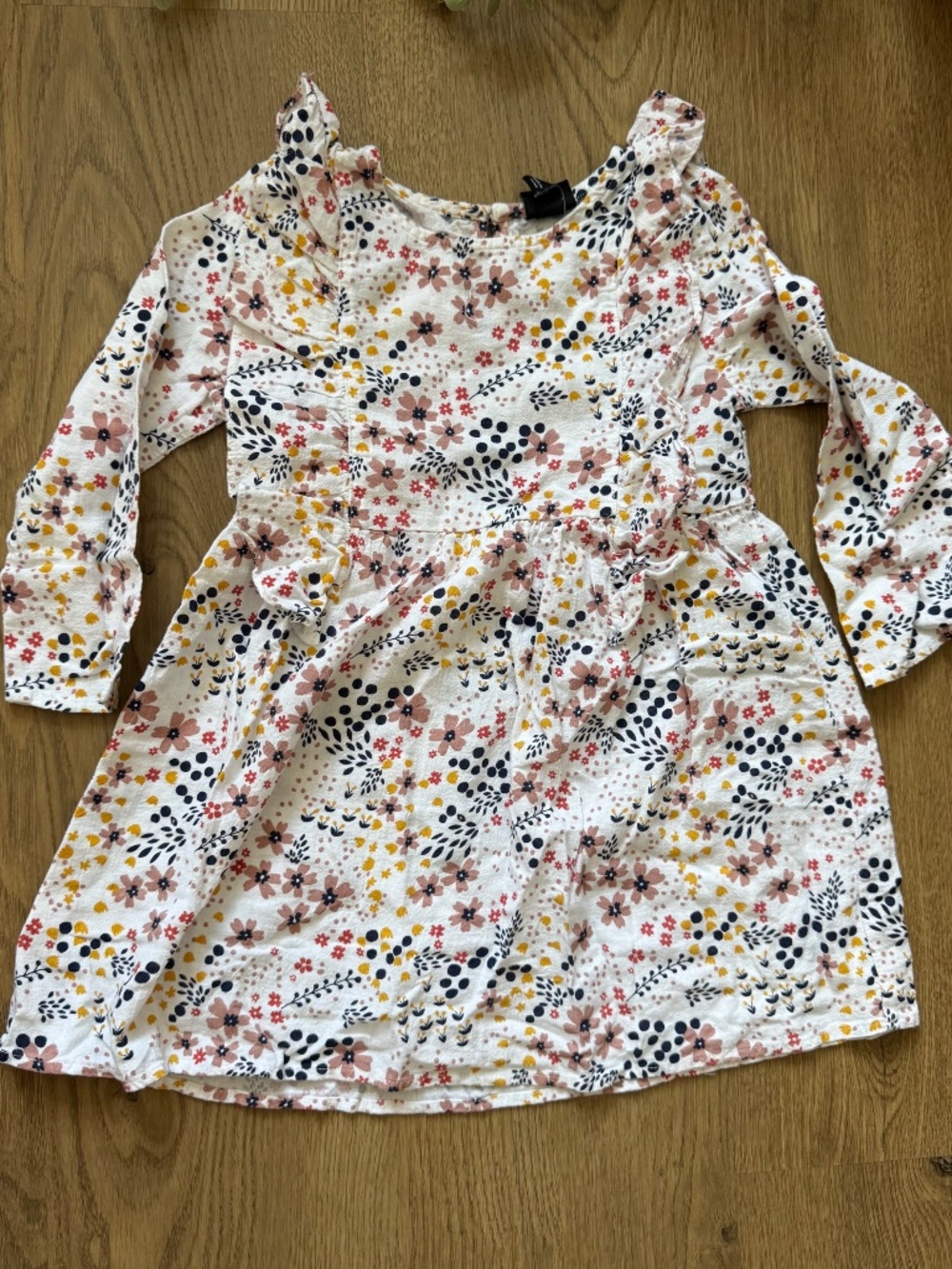 Art Class NYC Girls 3T Floral Ruffle Long Sleeve Dress